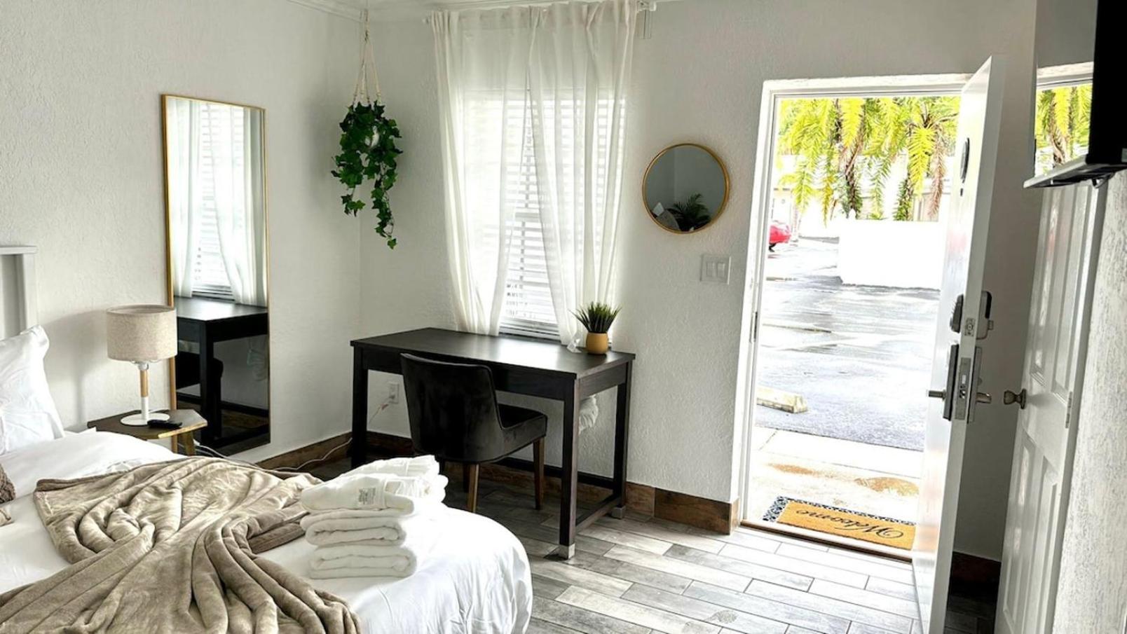 1K Bed Studio Apt With Shared Pool 06 Κλιαργουότερ Εξωτερικό φωτογραφία